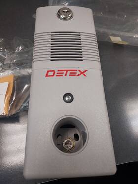 Detex Ea500 Surface Mount Battery Powered Alarm Cylinder Not Included