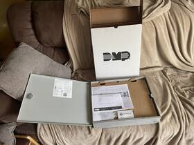 Xr550dnl-g Dmp Xr550 Alarm Panel Gray Enclosure Mgt 1650 Plug-in Transformer