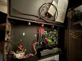 4302-112 Doorking Enclosure Don T Know If Works But The Lights Turn In