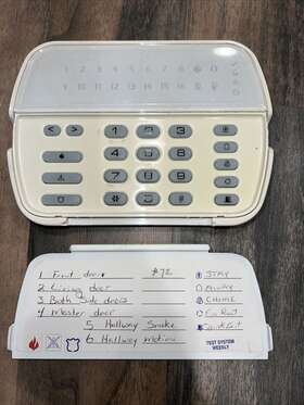 Pk5516eng Dsc Powerseries Keypad. Door Is Broken