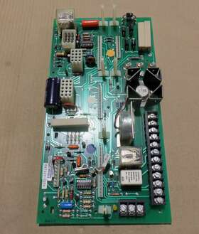 P-039348-0527 Edwards 047327-0554 New Circuit Board Card Ak P-039348-0527 Edwards 047327-0554 New Circuit Board Card Ak
