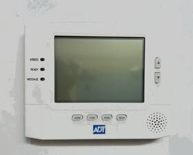 6270adt Honeywell Ademco Touchcenter Keypad With Built In Message Center