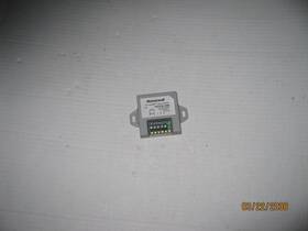 W8735s Honeywell 3000 Enviacom Alarm Module