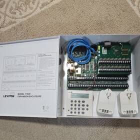 17a00 Leviton Expansion Enclosure Control Panel And Keypad Lot 17a00 Leviton Expansion Enclosure Control Panel And Keypad Lot