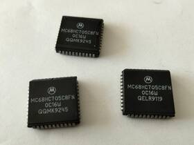 Mc68hc705c8fn Motorola 12 Pcs Lot 8-bit Microcontrollers Ic Mc68hc705c8fn Motorola 12 Pcs Lot 8-bit Microcontrollers Ic