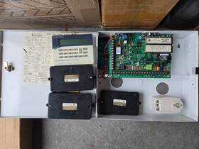 Gem-p9600 Napco Gem-9600 Gemini Security Alarm System And Parts - Used Lot -gem-ezm8 Rp8 Gem-p9600 Napco Gem-9600 Gemini Security Alarm System And Parts - Used Lot -gem-ezm8 Rp8