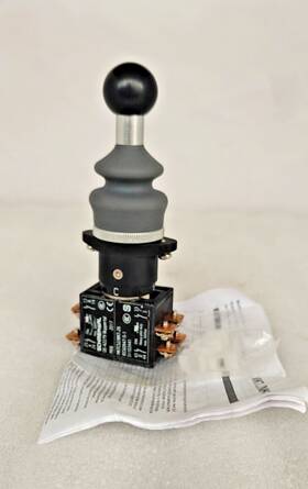 Wkt-26 Schmersal Mktc52/wkt-26 Industrial Grade Joystick Controls