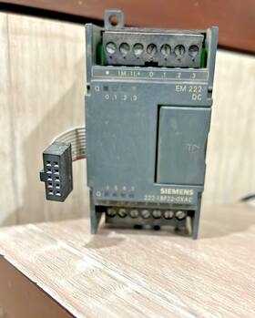 6es7222-1bf22-0xa0 Siemens 1pc-siemens Digital Output Em222 Do8x24vdc/0.75a-new Open