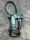 Makita DMP180 18V Lxt Lith-ion Cordless Inflator + 3.0 Ah Battery. Fixed Price $116.10.