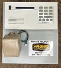Bosch Radionics D2212BE Digital Alarm Panel Communicator W/nice D220A Keypad. Fixed Price $69.95.
